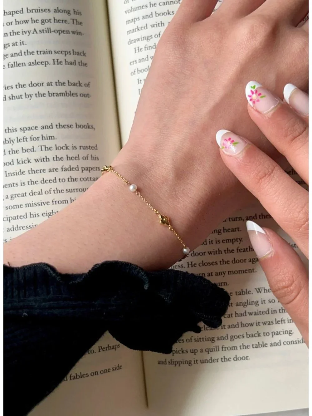 ANA LUISA Gold and Pearl Flower Hannah Bracelet